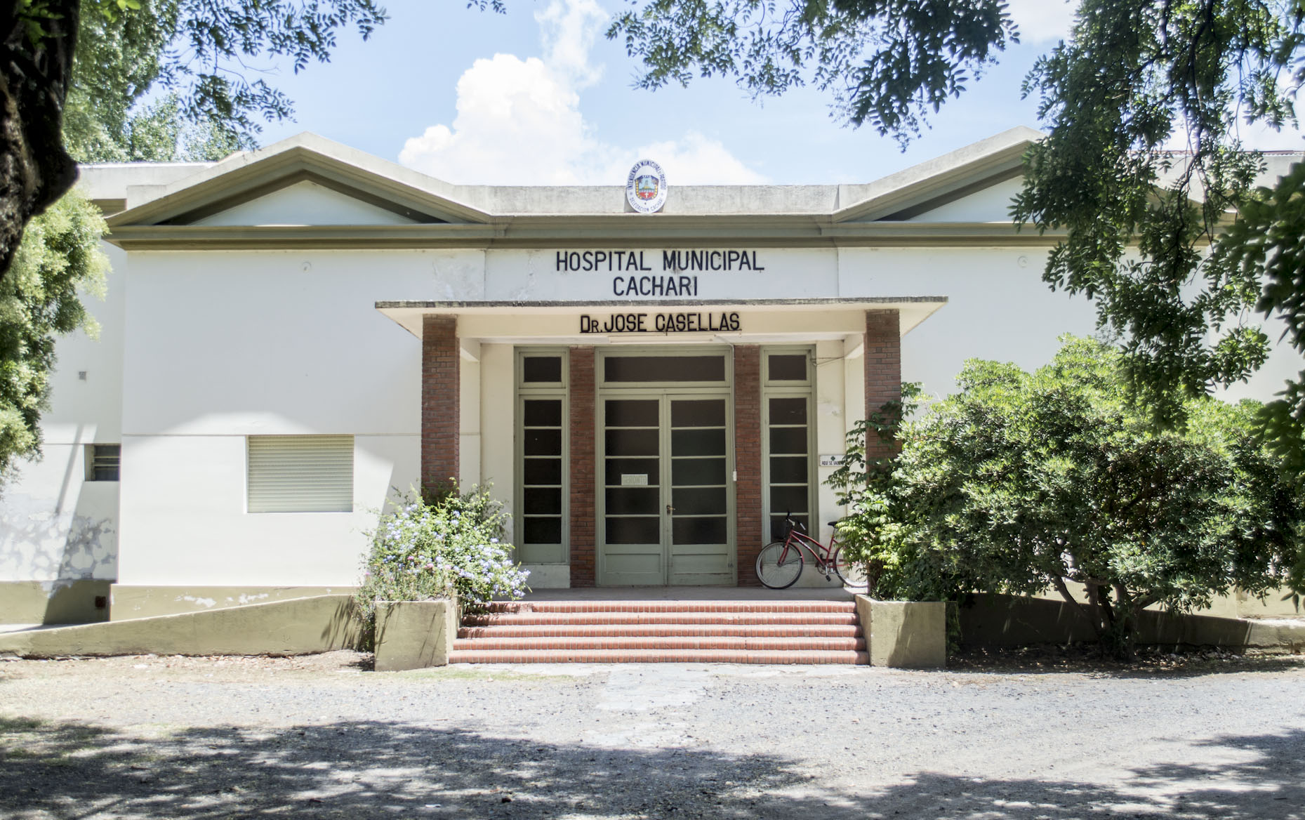 Por un caso de COVID-19:Atención restringida en el Hospital de Cacharí