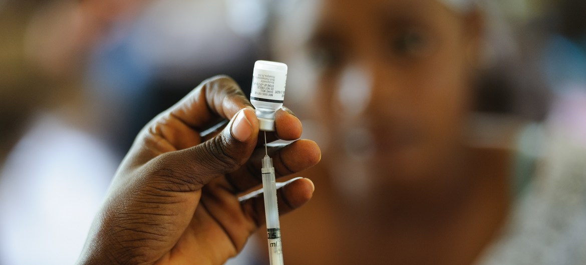 África debe participar en los ensayos clínicos de las vacunas