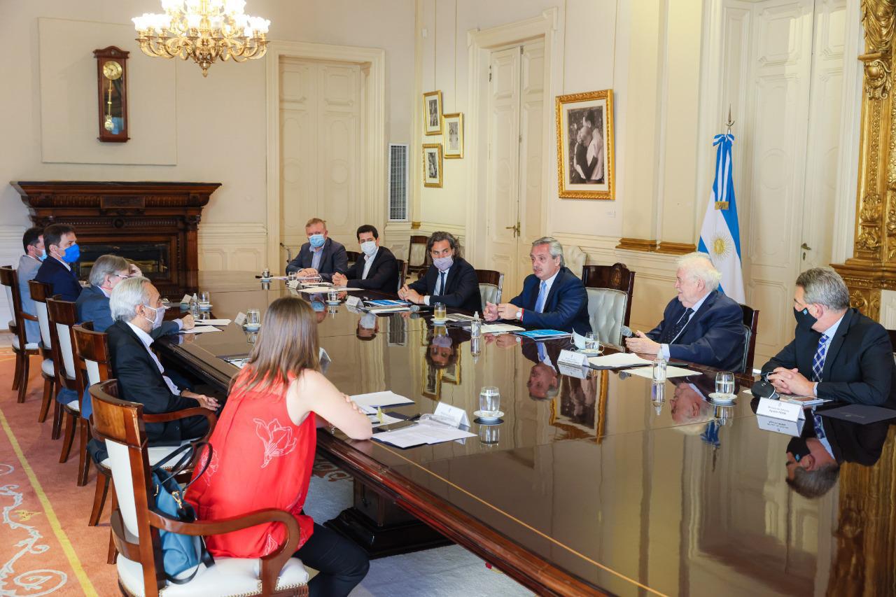 Coronavirus: el Presidente encabezó una nueva reunión del Comité de Vacunación en Casa Rosada