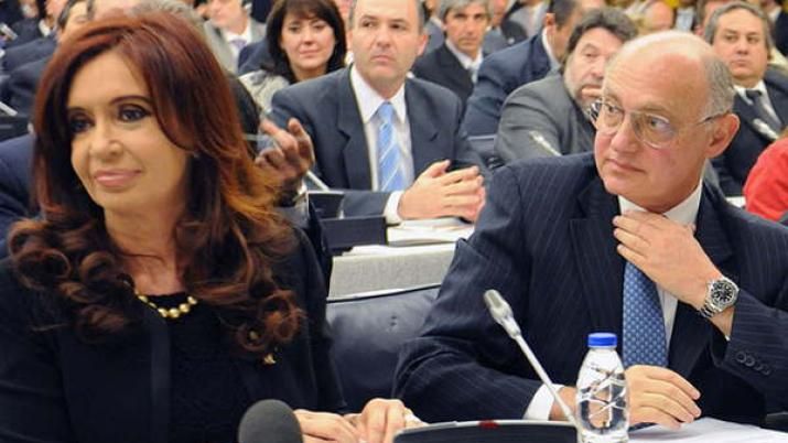 Cristina Fernández aludió al “doble estándar” de las potencias mundiales en derecho internacional