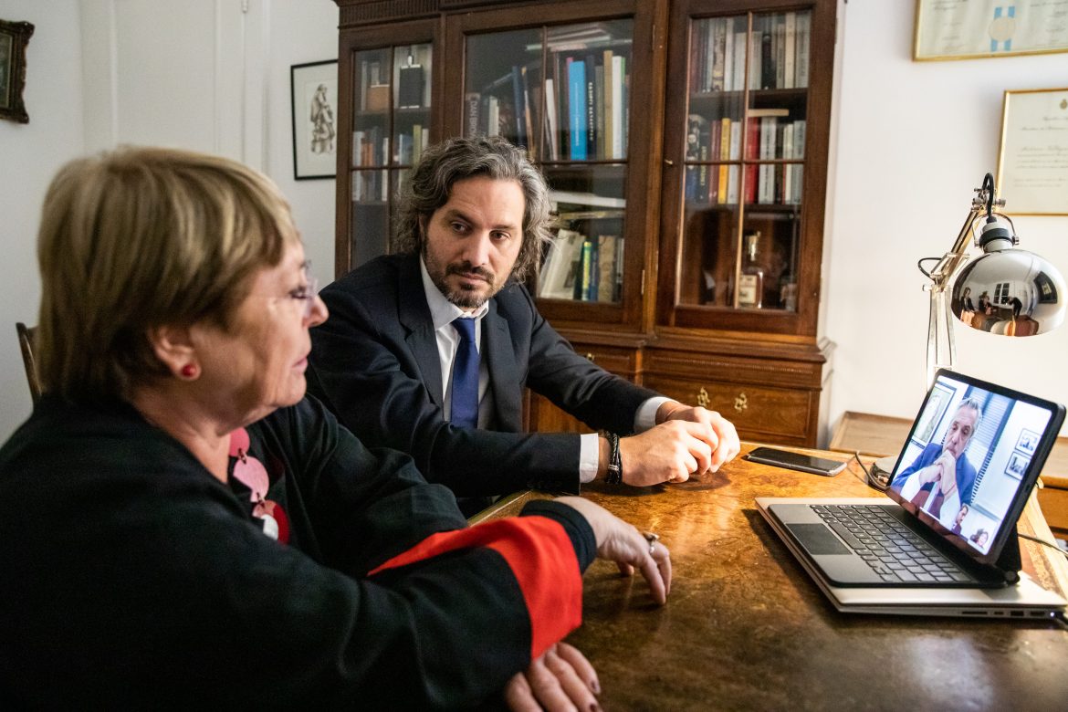 El Presidente Alberto Fernández mantuvo una reunión virtual con la alta comisionada de las Naciones Unidas para los Derechos Humanos, Michelle Bachelet y el canciller Cafiero