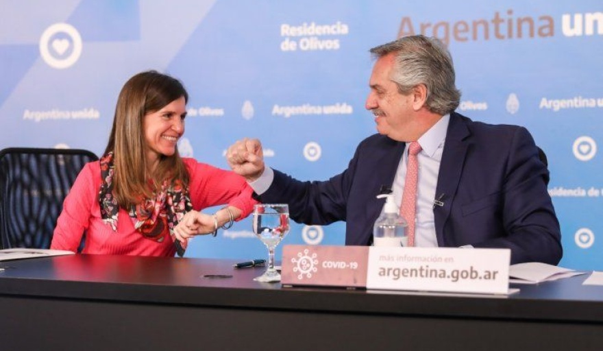 Alberto Fernández se reúne con la titular de Anses por el bono para los jubilados