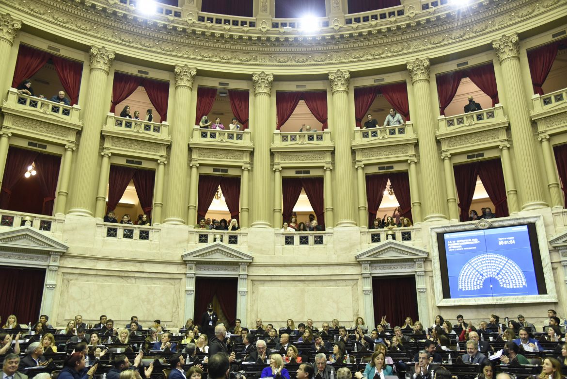 La Cámara de Diputados sesiona con un conjunto de temas consensuados