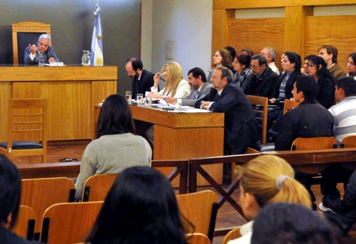 Taller de posgrado: “Destrezas para la litigación de casos en juicios por jurados”