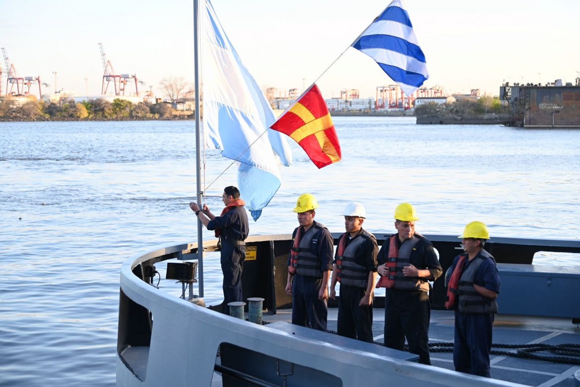 La Armada recibió dos nuevos buques completamente reparados y modernizados en TANDANOR con financiamiento del FONDEF
