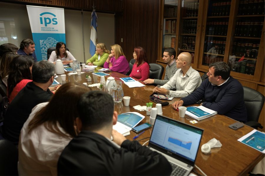 Nueva mesa de trabajo del IPS y gremios del sector docente