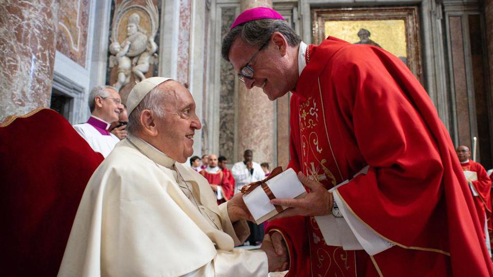El arzobispo porteño quedó “azorado y sorprendido” con la propuesta de La Libertad Avanza