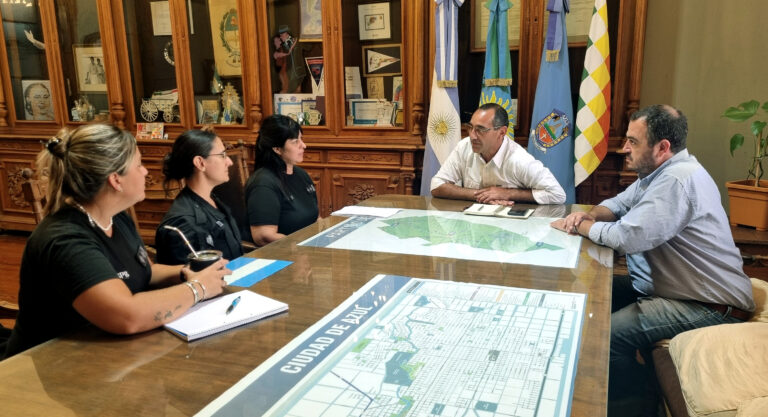 Reunión autoridades UP52