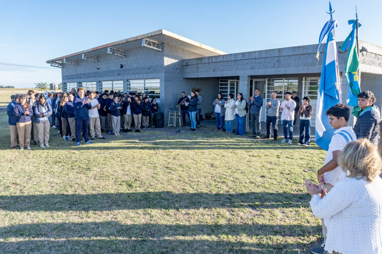 acto escuela Agraria 05(foto Lucas Tedesco)