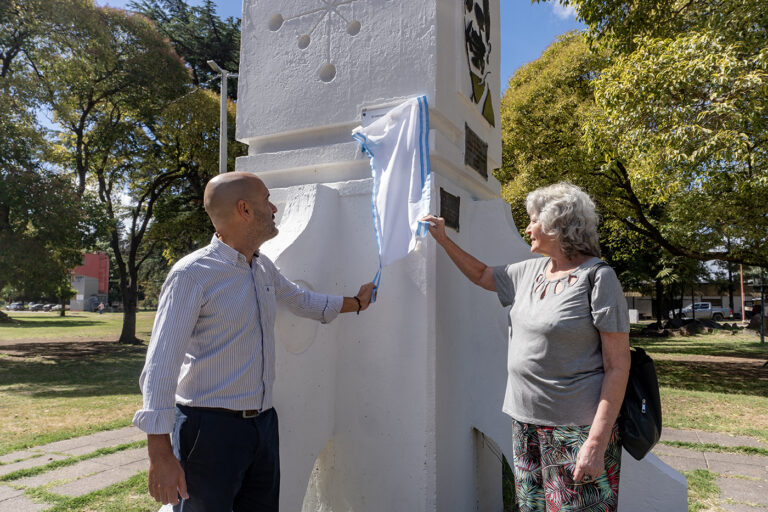 monumento Gardel foto Lucas Tedesco) (6)