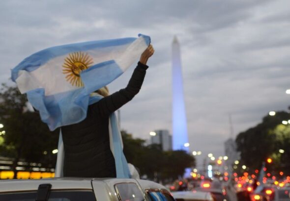 banderazo-contra-la-estatizacion-de-vicentin-en-el-obelisco-974419